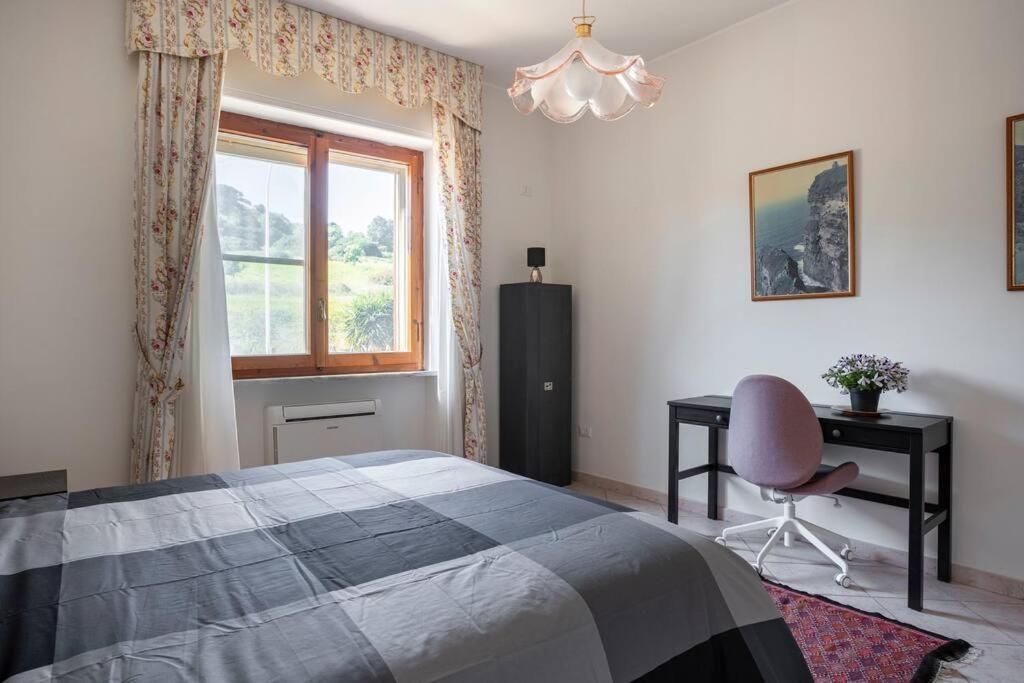 Tangerine Tree House Apartment Cagliari Bagian luar foto